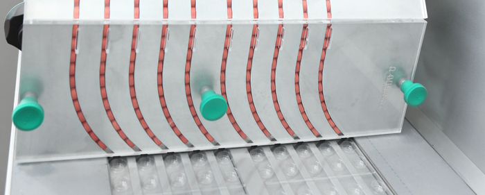 INTEGRA 420_feeding detail_blister packaging line